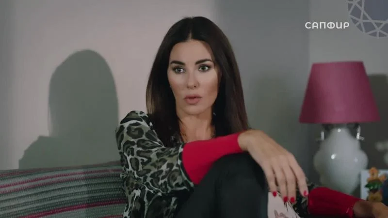 Кадры из сериала Моя левая сторона (2020)
