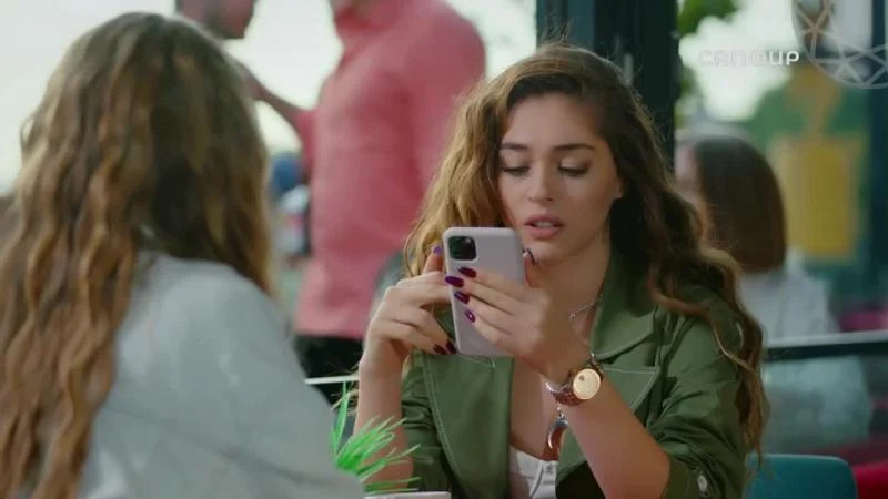 Кадры из сериала Моя левая сторона (2020)